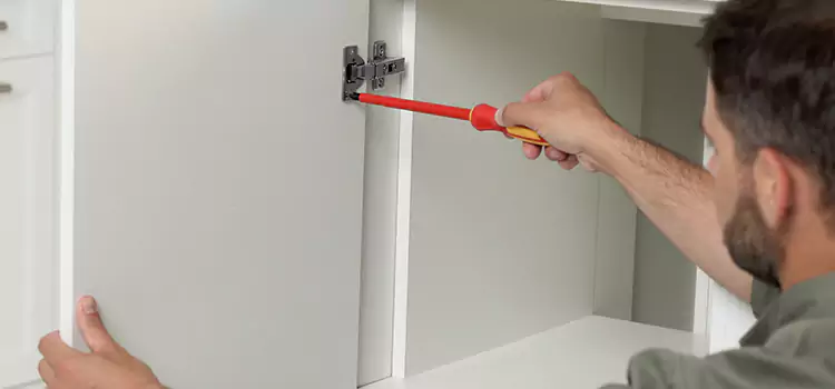 Screen Door Hinge Repair Venice